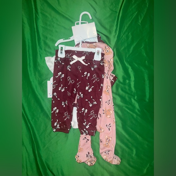 Miniville Bear Print Kids Footie Set - Pink and White 6-9 Months - Picture 2 of 3